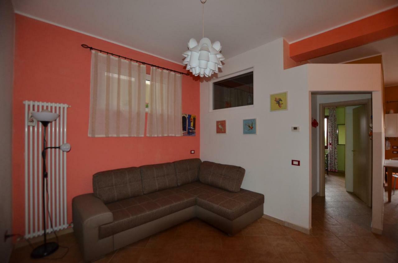 La Violetta Villa Camerano Luaran gambar